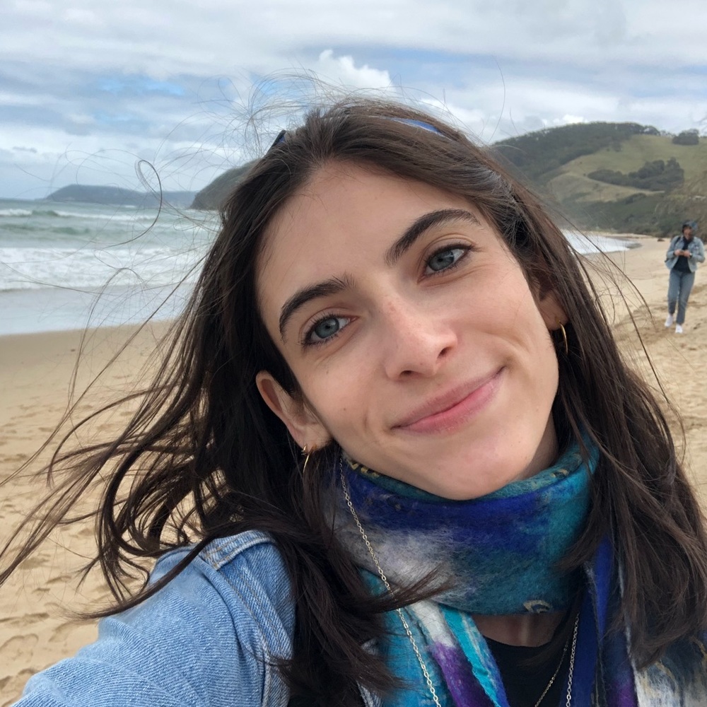 Meet your Posher, Sophia